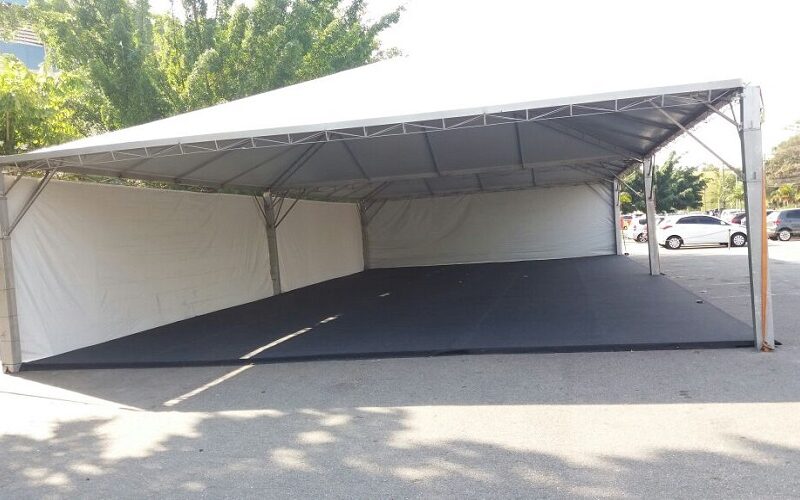 Tenda Estruturada 10x20 m c/ piso