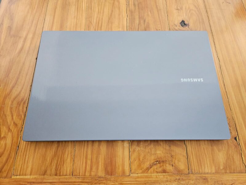 Samsung Galaxy Book4 U300