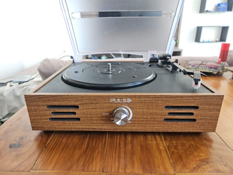 Toca-Discos Pulse – Vinil 33/45 RPM com tampa acrílica