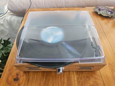 Toca-Discos Pulse – Vinil 33/45 RPM com tampa acrílica