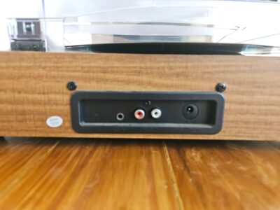 Toca-Discos Pulse – Vinil 33/45 RPM com tampa acrílica